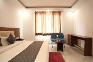 Hotel De Clark Luxury Airport Hotel near Delhi IGI Airport T3 with Free WiFi & 24x7 Check-in