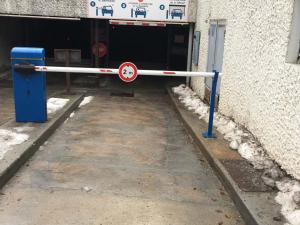 Studio lumineux proche des pistes, animaux admis - FR-1-517-32