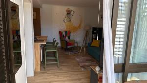 Air-Conditioned, Remarkably Beautiful Apartment, Fibre Wi-Fi, Pool