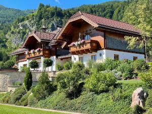Ferienwohnung Schossleitner - der Wohlfühl-Ansitz am Wolfgangsee mit Weitblick