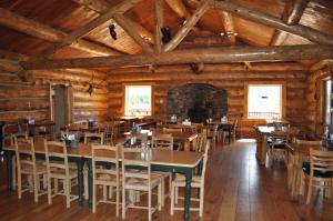 Crooked Creek Guest Ranch