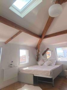 Heart of Nice-Rooftop Seaside Studio