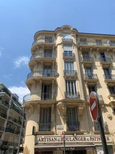 Heart of Nice-Rooftop Seaside Studio