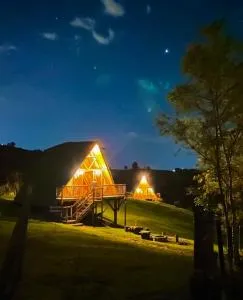 Glamping La Herradura - 圣罗莎德卡瓦尔