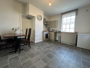 1 Bed Central Newark Flat 1st Floor