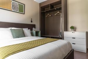 Title V Sunny Holiday Pool View Gym Hammam