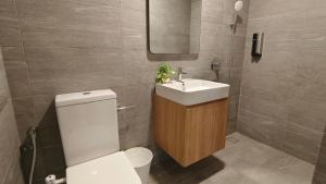 A1. The Ins @ Aurpra Place beside Pavillion Bukit Jalil