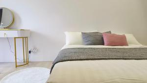 A1. The Ins @ Aurpra Place beside Pavillion Bukit Jalil