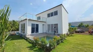 White Lotus Villa - Karandi Khurd