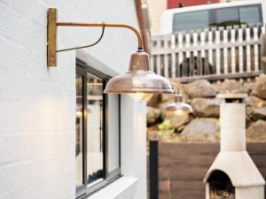 The Jindabread House