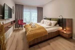 Symphony City Square Aparthotel - Kamieniec Wrocławski