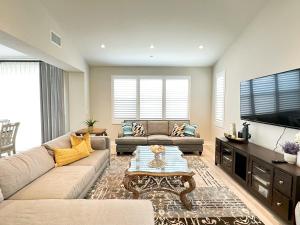 Close to UCI 4b&4b villa Irvine eastwood