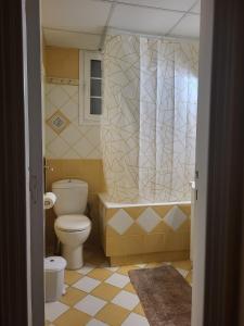 full-apartment-near-Athens-center