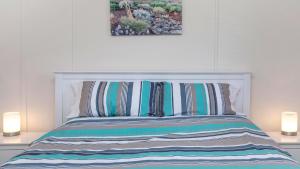 Crimson Belle Ettalong Beach