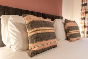 Newark Apartments: Ideal for Contractors with Parking