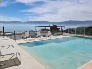 Casa con espectacular vista al lago San Juan Cosalá - Chantepec