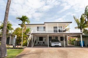 Palm View Holiday Apartments