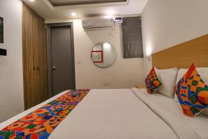 Hotel The Chaitanya Rohini sector 18 Metro station