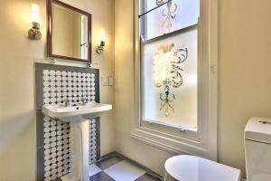 The Cape Colonial Guest House