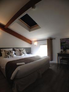 Hotels Logis Hotel la Ferme : photos des chambres
