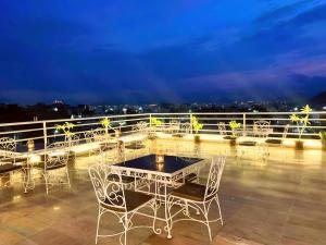 HOTEL THE CELEBRATION BY AMOD Best Hotel & Rooftop