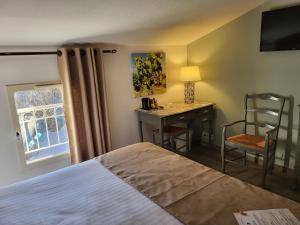 Hotels Logis Hotel la Ferme : photos des chambres