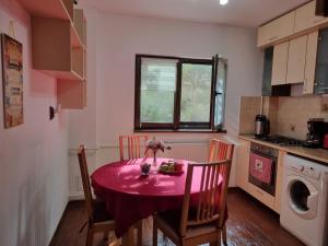 Thomas place central -100m parc si metrou Tineretului