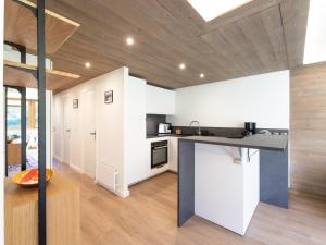 Appartement rénové proche pistes avec Wi-Fi pour familles - FR-1-568-30