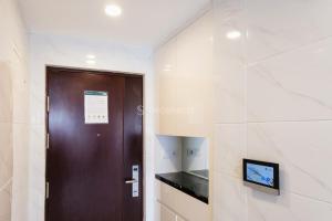 Nala by TwoSpaces 2BR at Skyhouse Apartment