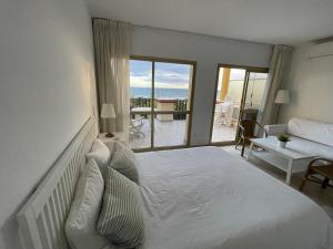 Estudio con insuperables vistas al Mar: Aparcamiento