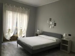 Il Borgo Antico: Vista su Reggia di Venaria Reale - Druento