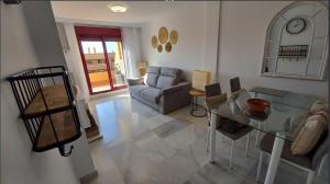 One bedroom Penthouse en la Cala de Mijas walking distnace to the beach