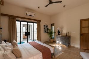 SaffronStays Moringa Valley - Cedar Villa