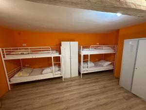 Hostel Sleeping Beauty 