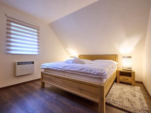 Chalet U lesa by Interhome