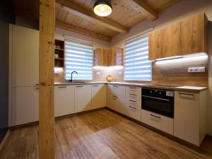 Chalet U lesa by Interhome