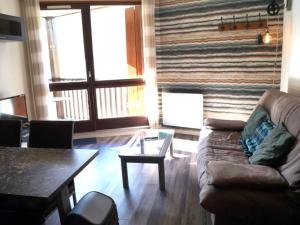 Studio rénové avec terrasse au pied des pistes, Super Sauze - FR-1-165A-22