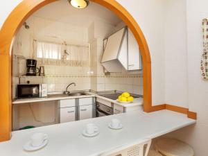 Apartment Cordoba-2 by Interhome