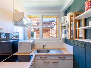 Apartment Les Grandes Balmes I et II - Le Lac-11 by Interhome