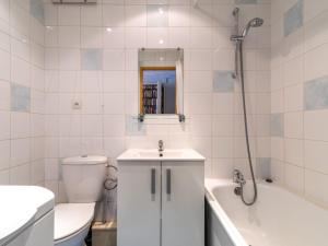 Studio Les Moutières B1 et B2 - Val Claret-26 by Interhome