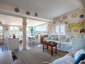 Apartment Doux Bijou by Interhome