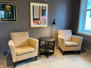 Guesthouse Suite near City Center - Free Parking - 拉尔维克