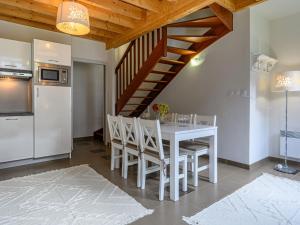 Villa Château De Kergonano- dans lOrangerie-5 by Interhome