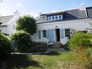 Maisons de vacances Maison renovee a 800m de la Plage des Grands Sables - Jardin prive, WIFI, Confort et Charme - FR-1-418-7 : photos des chambres