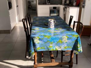 Maison de charme près du sentier côtier avec parking privé - FR-1-418-88