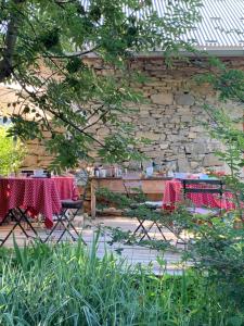 B&B / Chambres d'hotes La Bousquetiere : photos des chambres