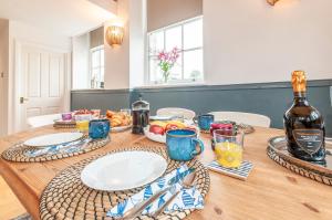 The Old Naval Laundry - Pure B