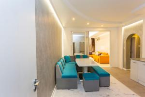 Central Vitosha Apartment