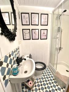 Le chalet bucolique au bord de leau