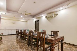 Homefort Stays - Sector 45 Near Cyber Park & Artemis Hospital